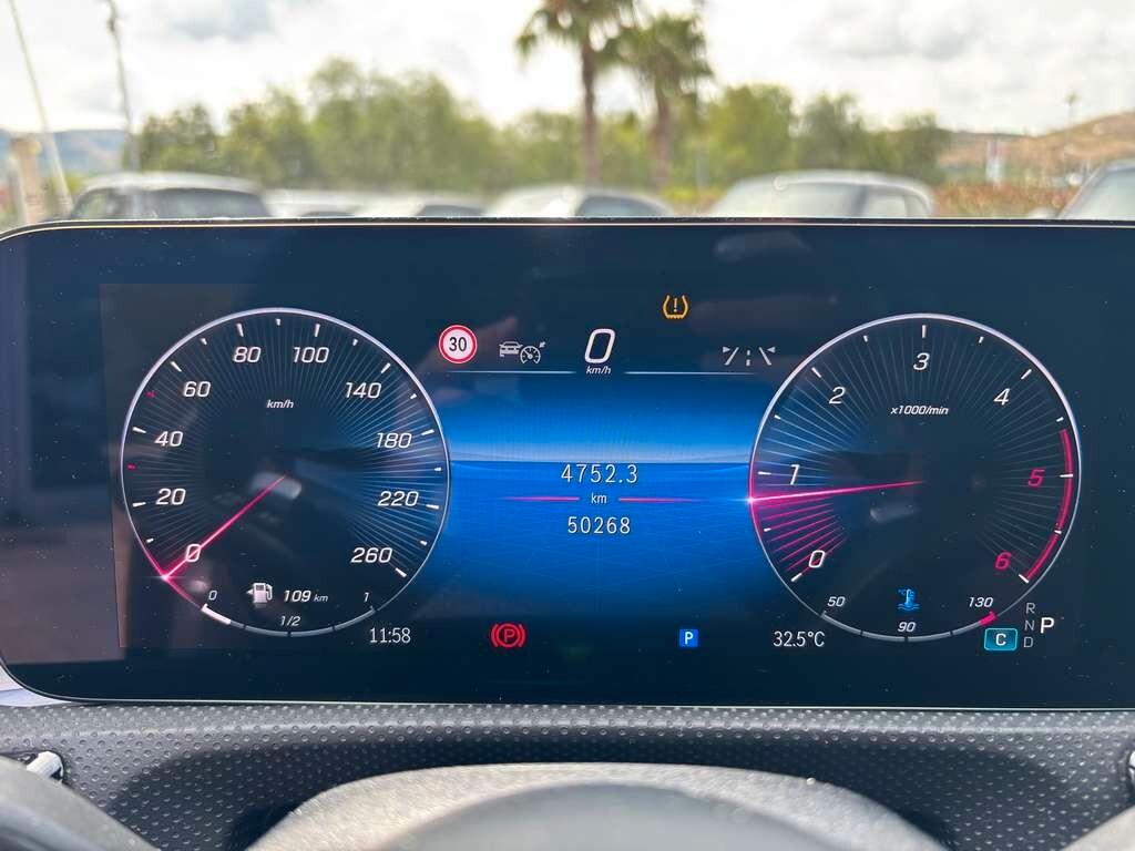 Mercedes-benz CLA 200 d Automatic Premium 2024 / KM 50.000 Tua a solo 349 Euro al mese