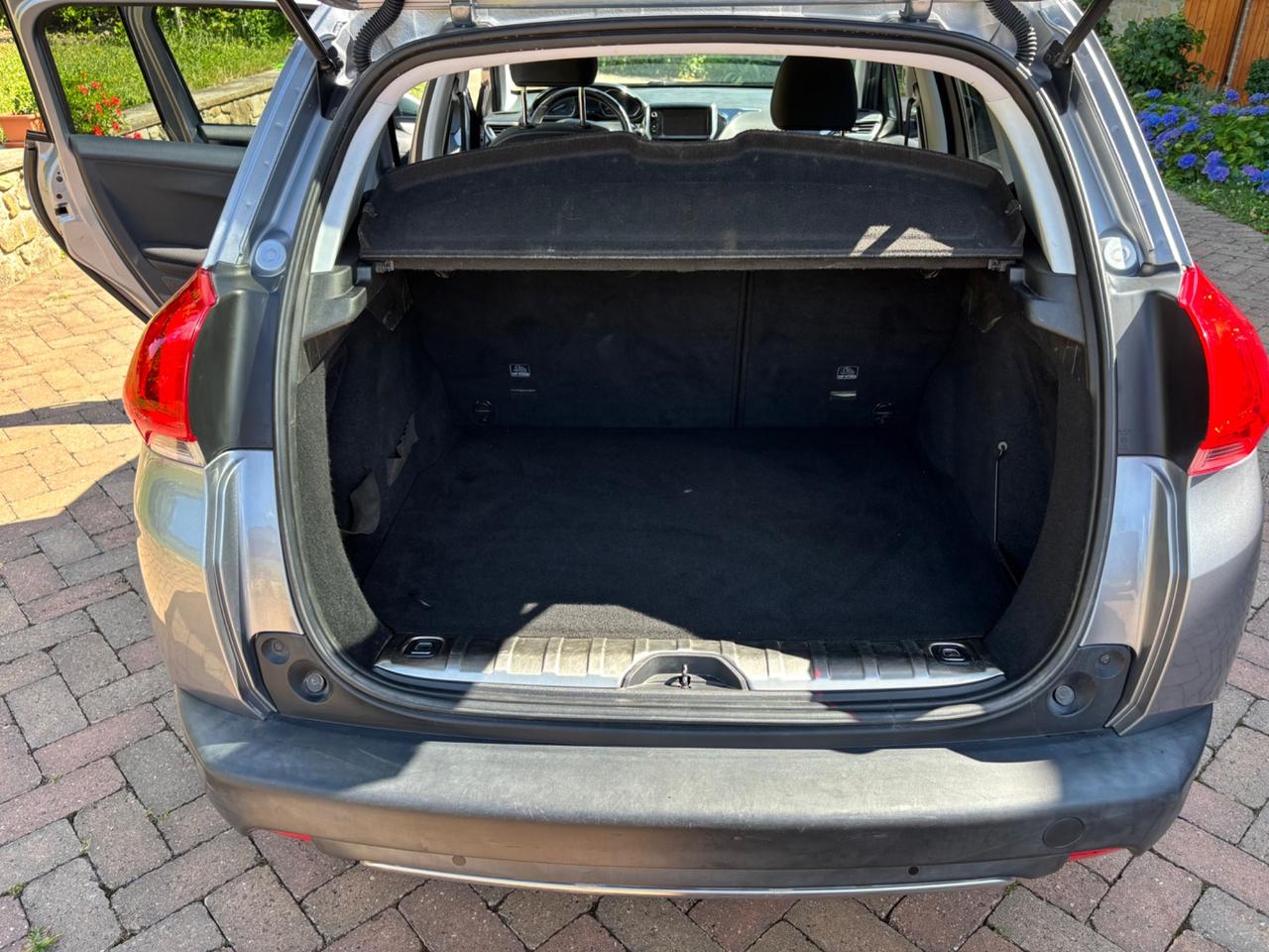 Peugeot 2008 BlueHDi 120 S&S Allure