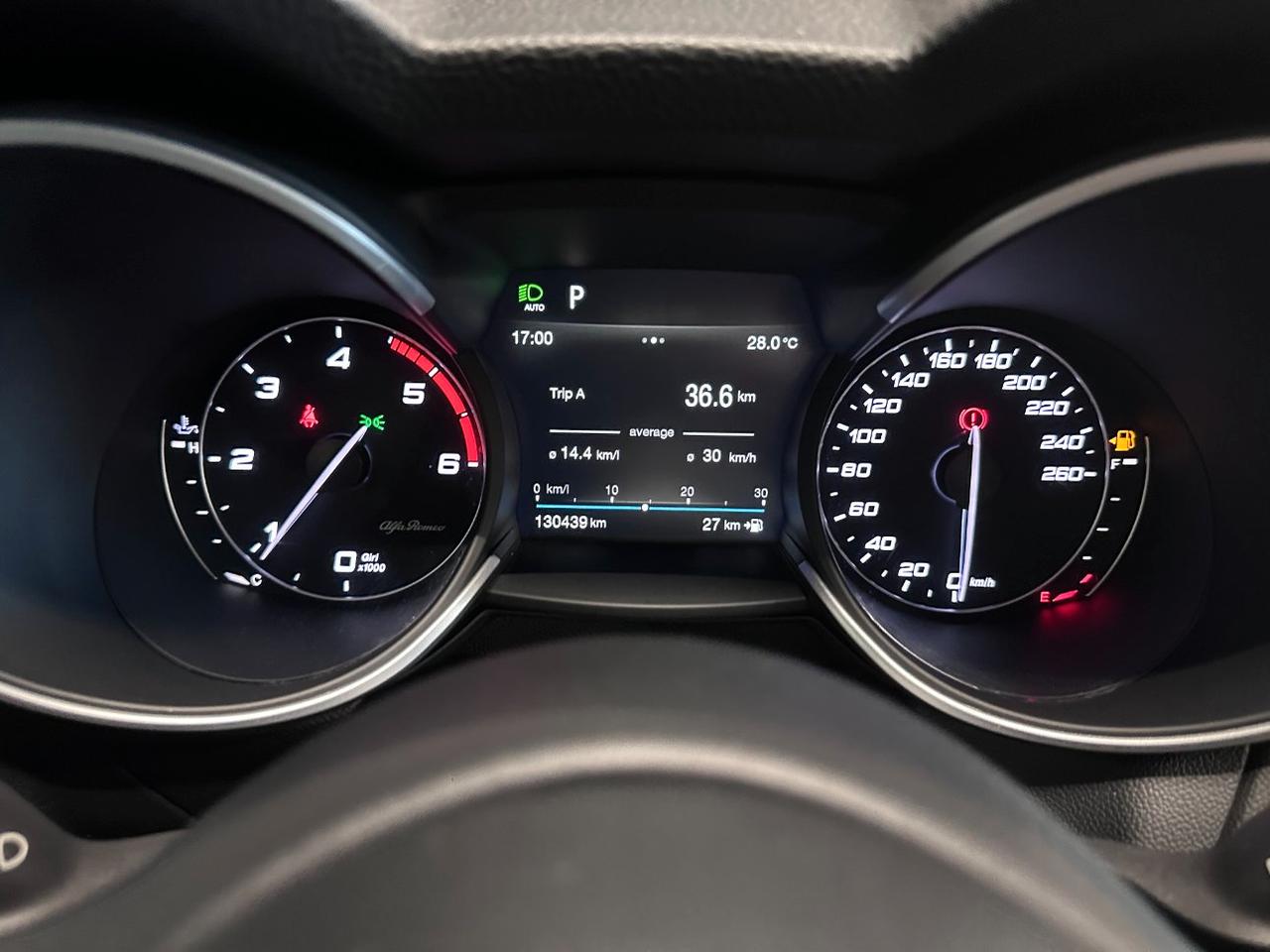 Alfa Romeo Stelvio 2.2 t Executive Q4 210cv auto my19