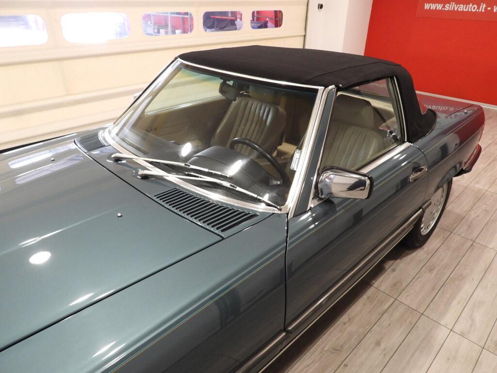 Mercedes SL Roadster 560 SL R107