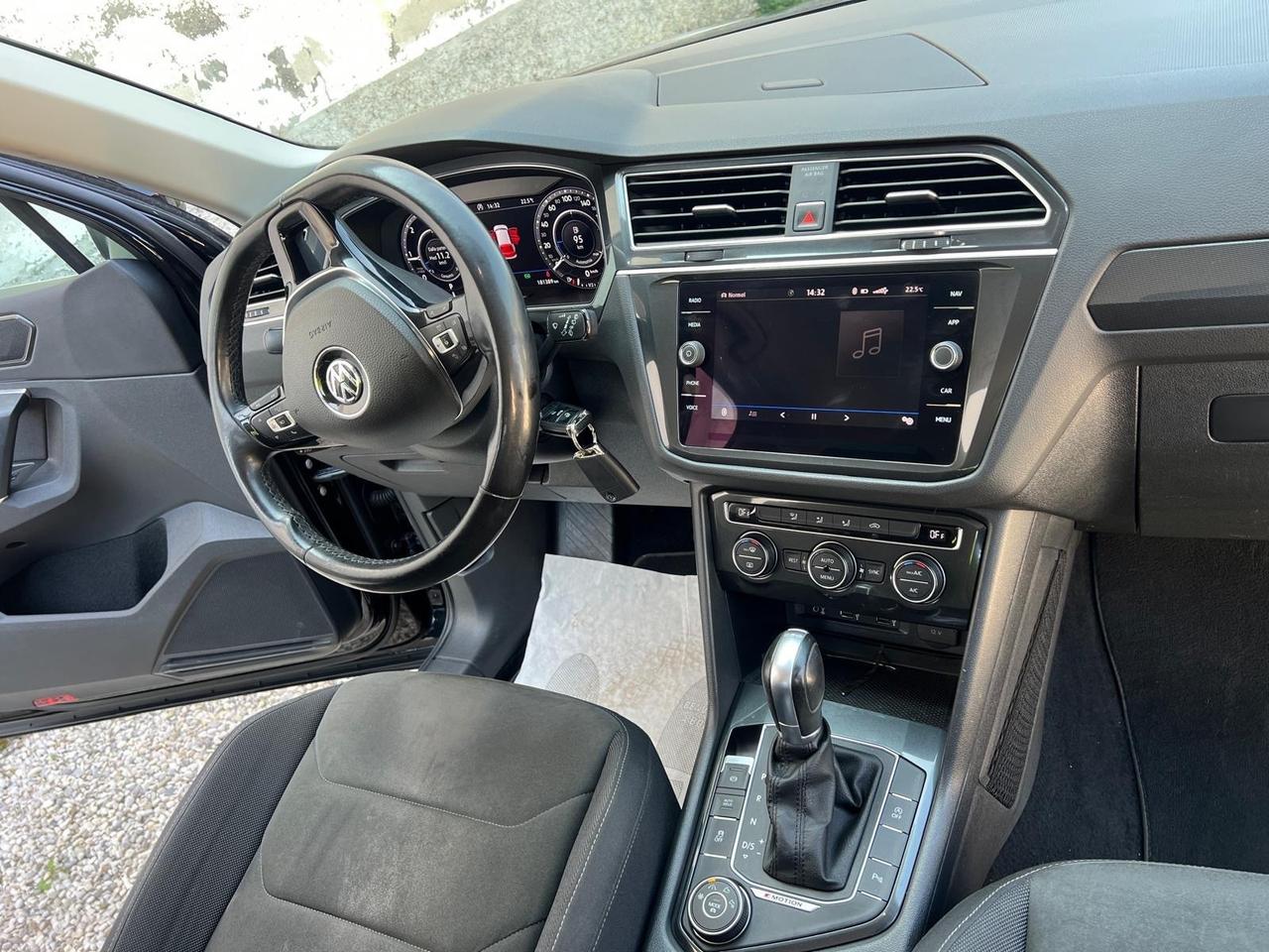 Volkswagen Tiguan 2.0 TDI SCR DSG 4MOTION Business BMT