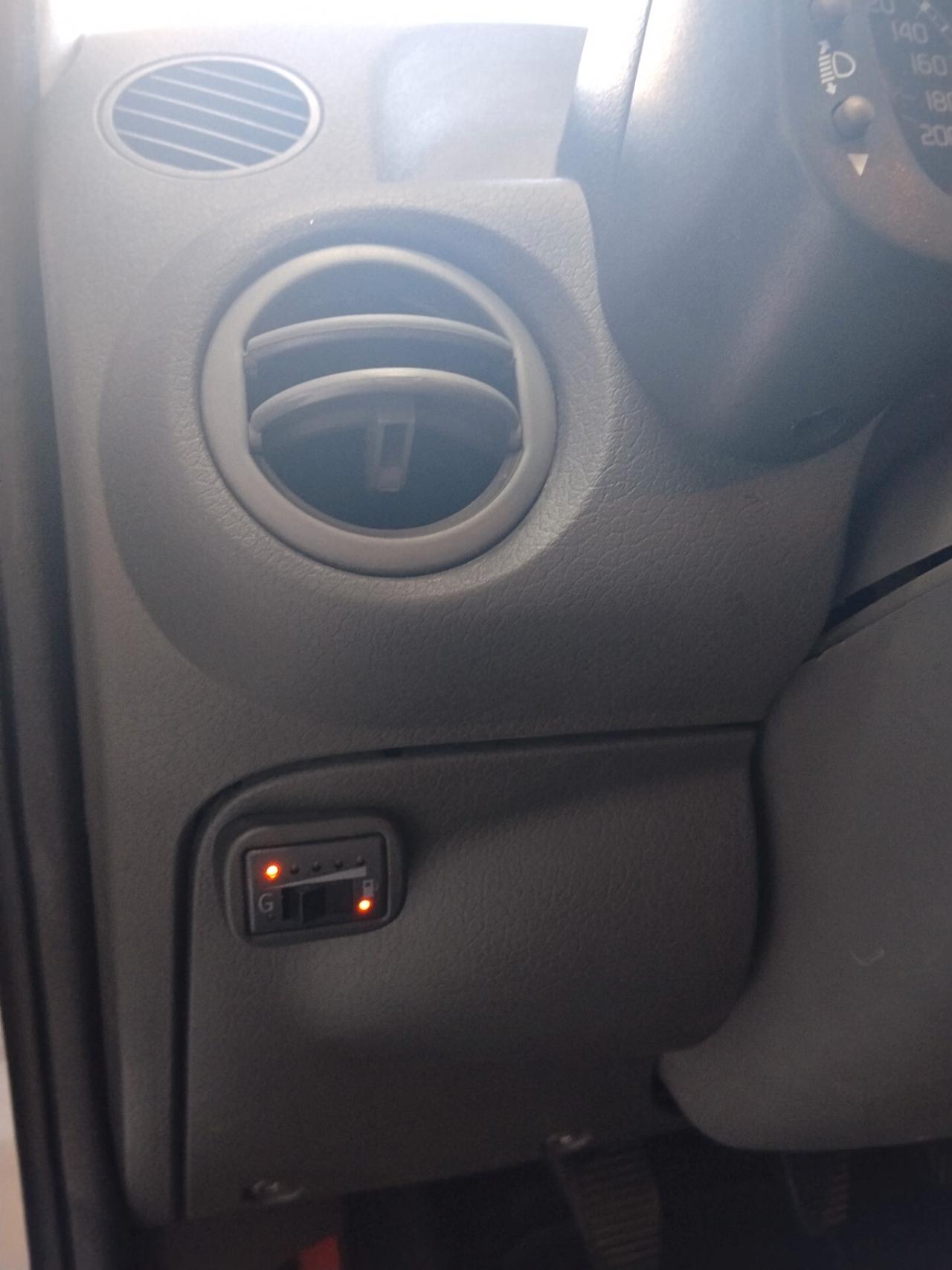 Fiat Panda 1.2 bnz/metano 2009 CON GARANZIA