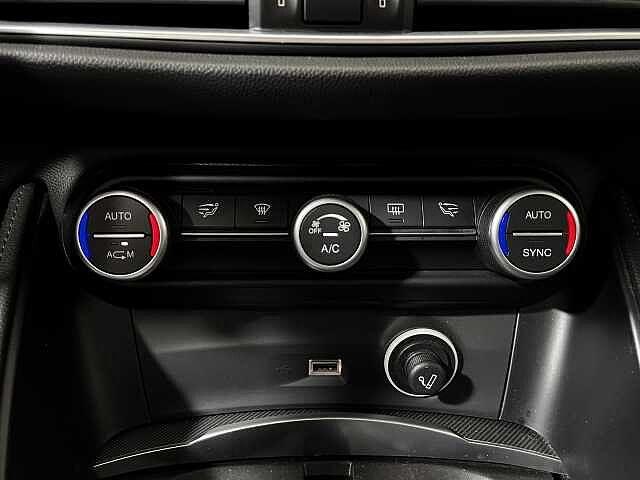 Alfa Romeo Stelvio 2.2 Turbodiesel 210 CV AT8 Q4 Executive