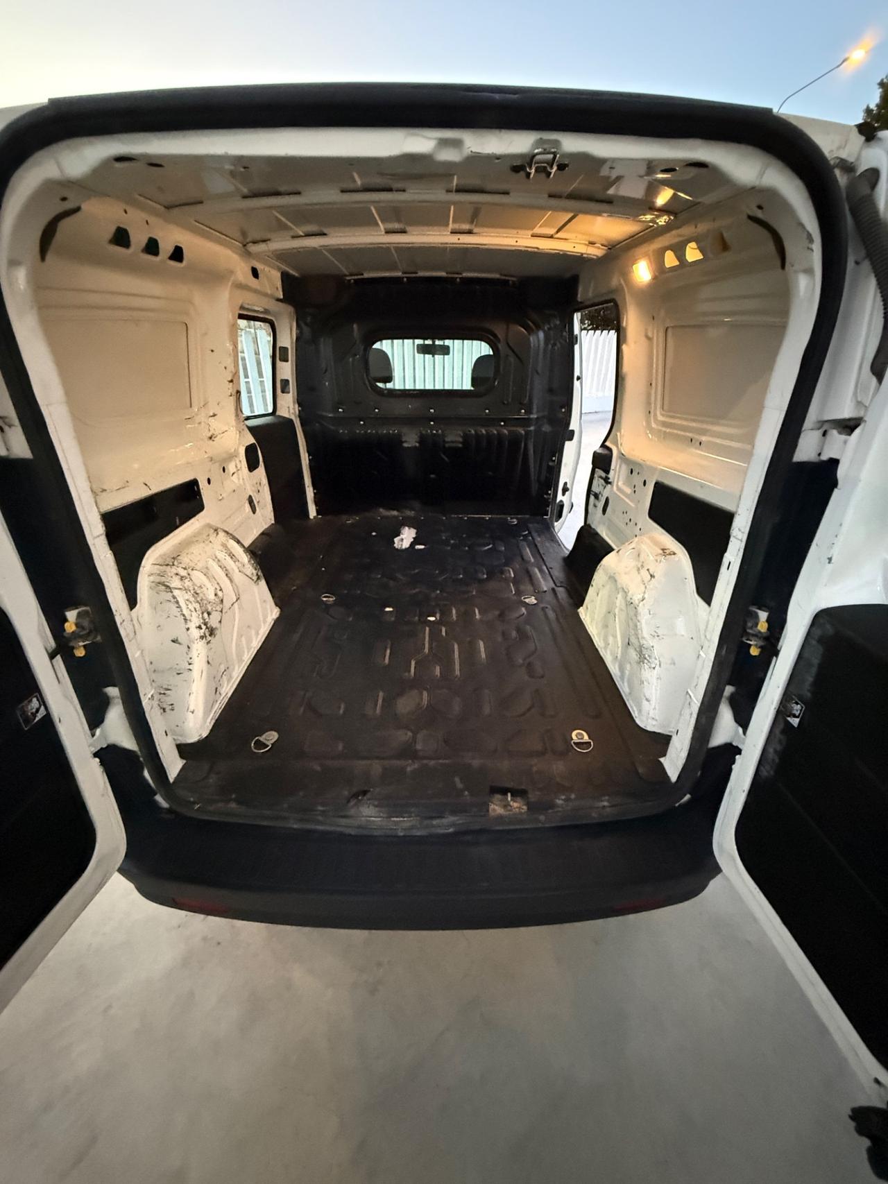 Fiat Doblo Doblò 1.6 MJT 105CV PL-TN Cargo Maxi Lamierato