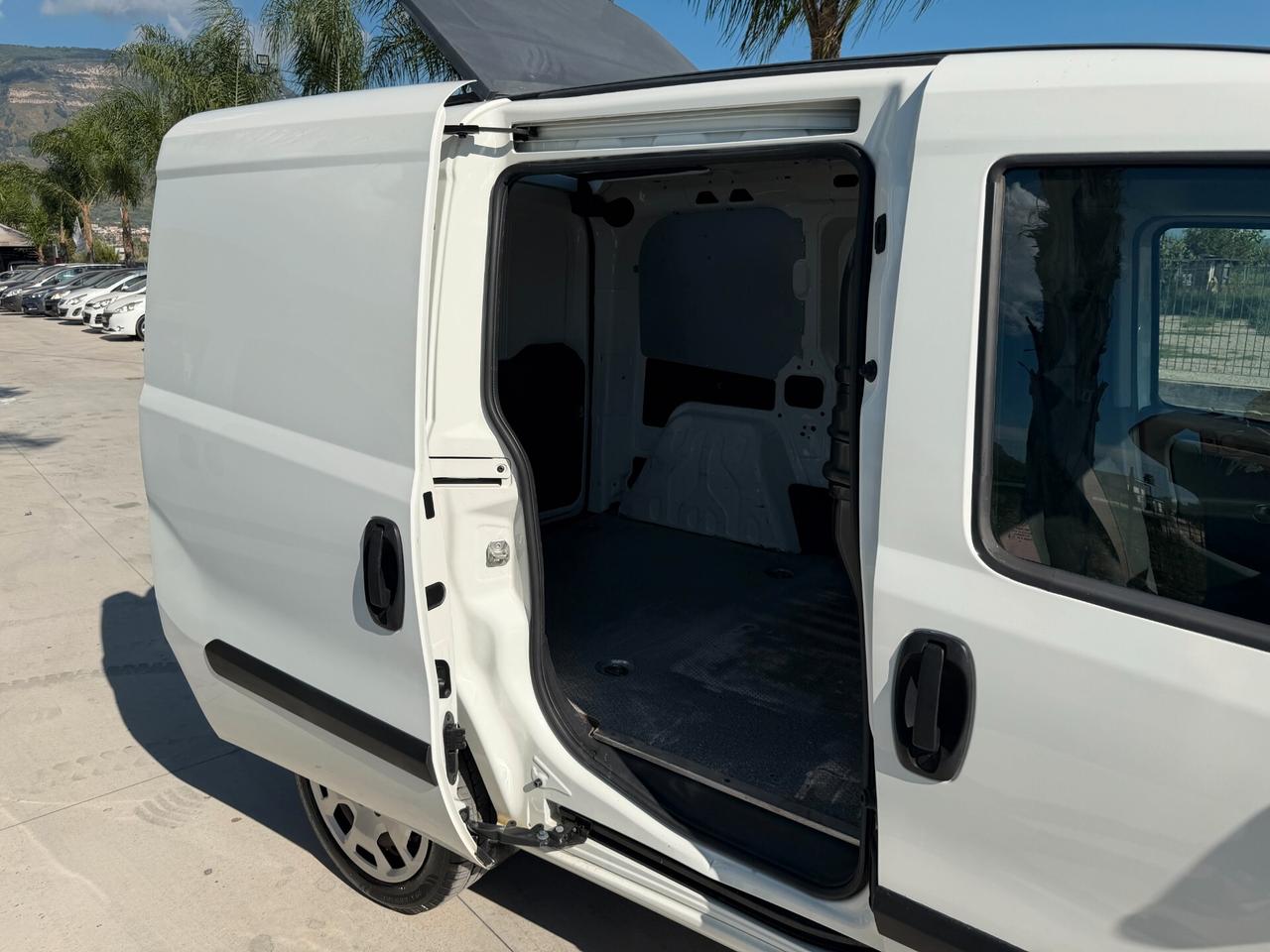 FIAT DOBLO' 2020 1.6 DIESEL 120 CV *TETTO CON RIALZO