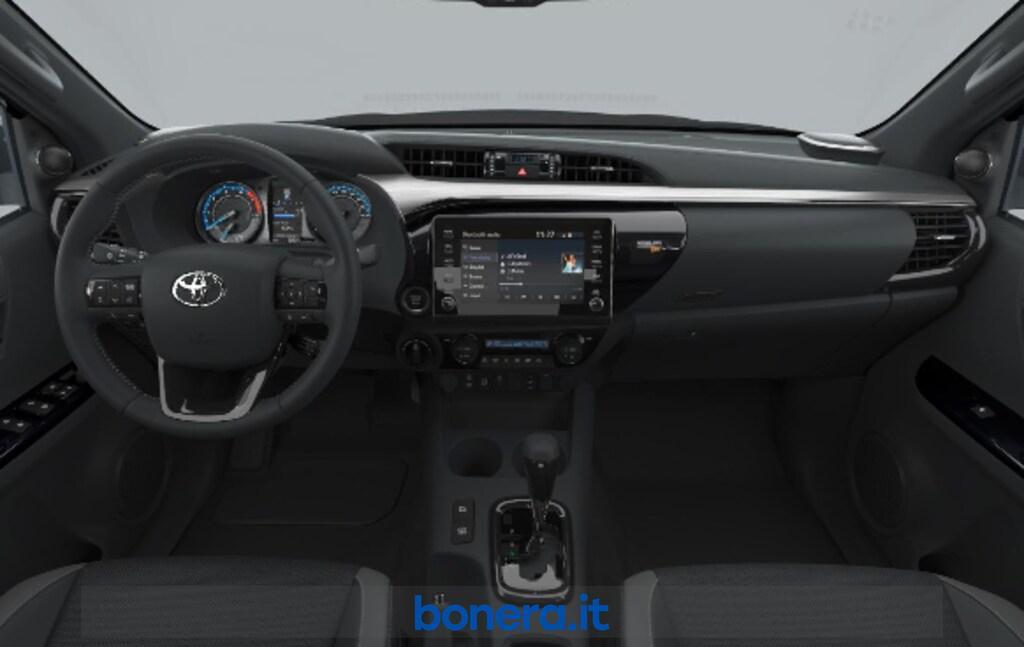 Toyota Hilux Double Cab 2.8 D-4D 48V Invincible A/T