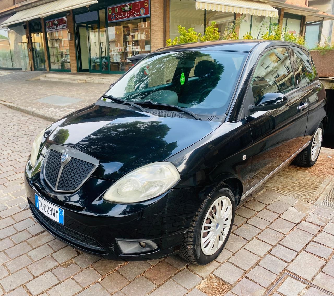 Lancia Ypsilon 1.2 Oro 100MILA KM