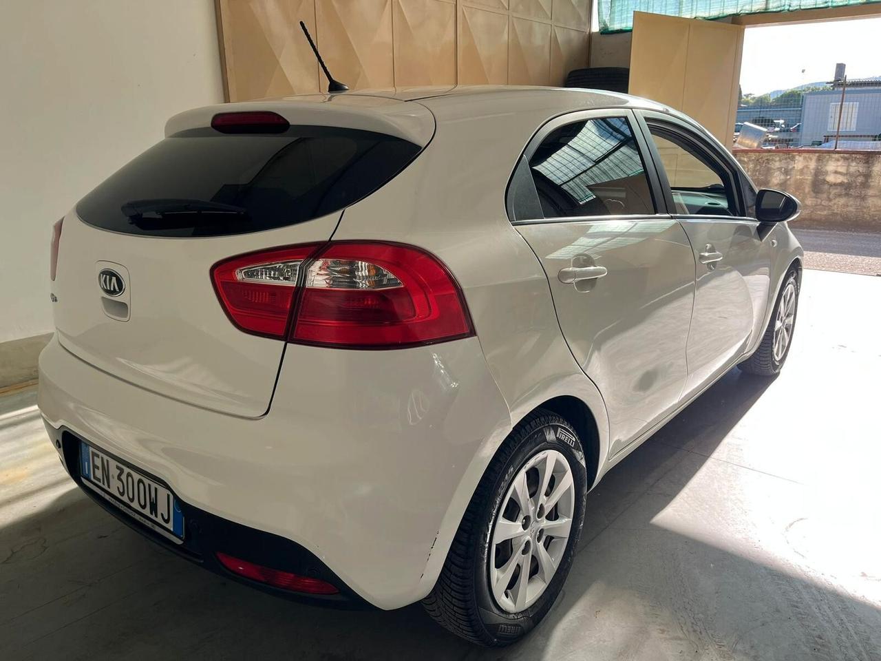 Kia Rio 1.2 CVVT 5p. EX