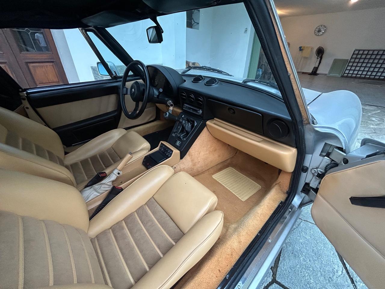 Alfa Romeo Spider 2000 pininfarina