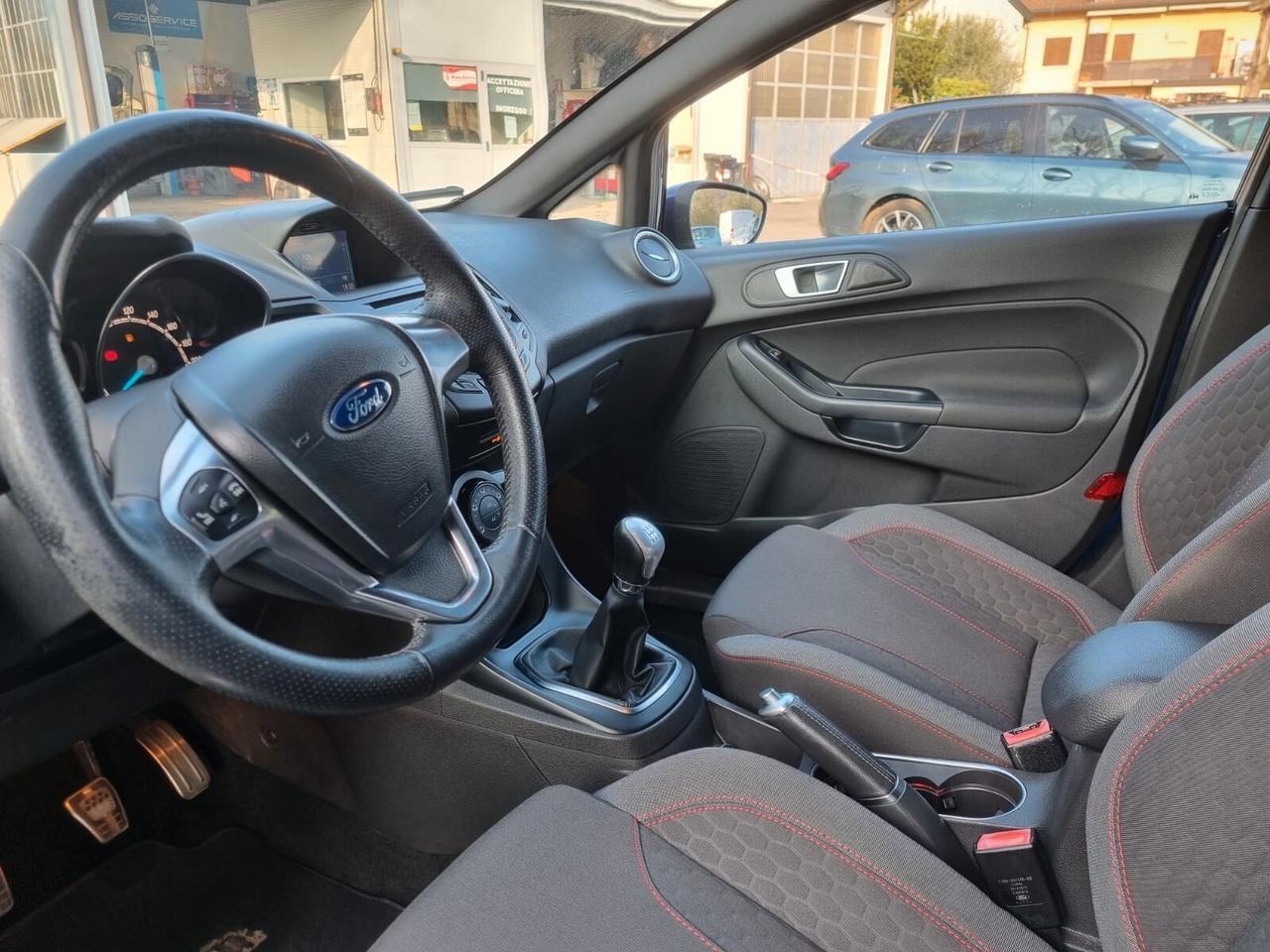 Ford Fiesta 1.5 TDCi 95CV 5 porte ST-Line