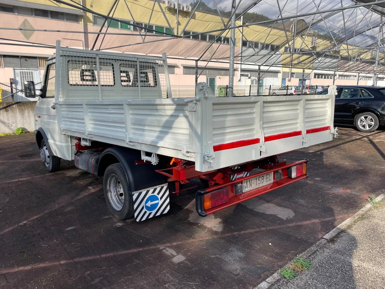 Iveco Daily 35-10 Classic Ribaltabile Trilaterale