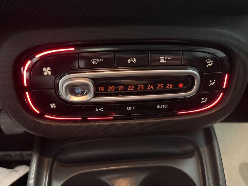 smart fortwo III 2015 1.0 Passion 71cv twinamic