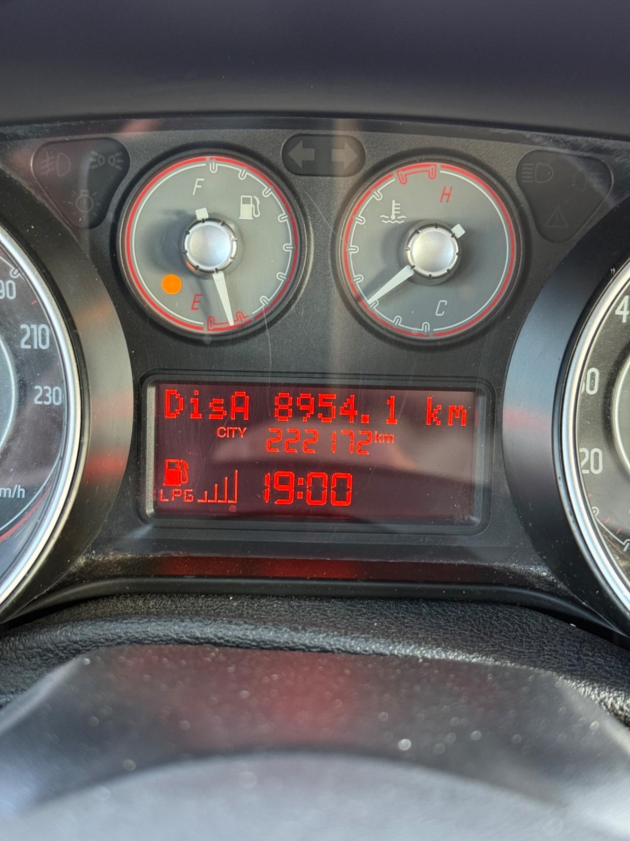 Fiat Punto 1.4 8V 5 porte Easypower Street