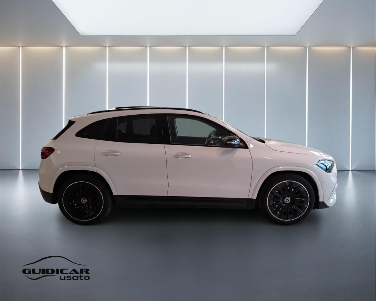 Mercedes-Benz GLA-H247 2023 - GLA 200 d AMG Line Premium auto