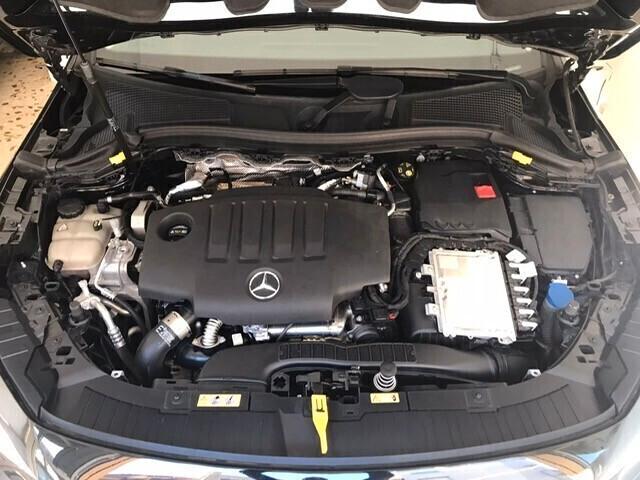 Mercedes-benz GLA 180 d. Business 10/2022