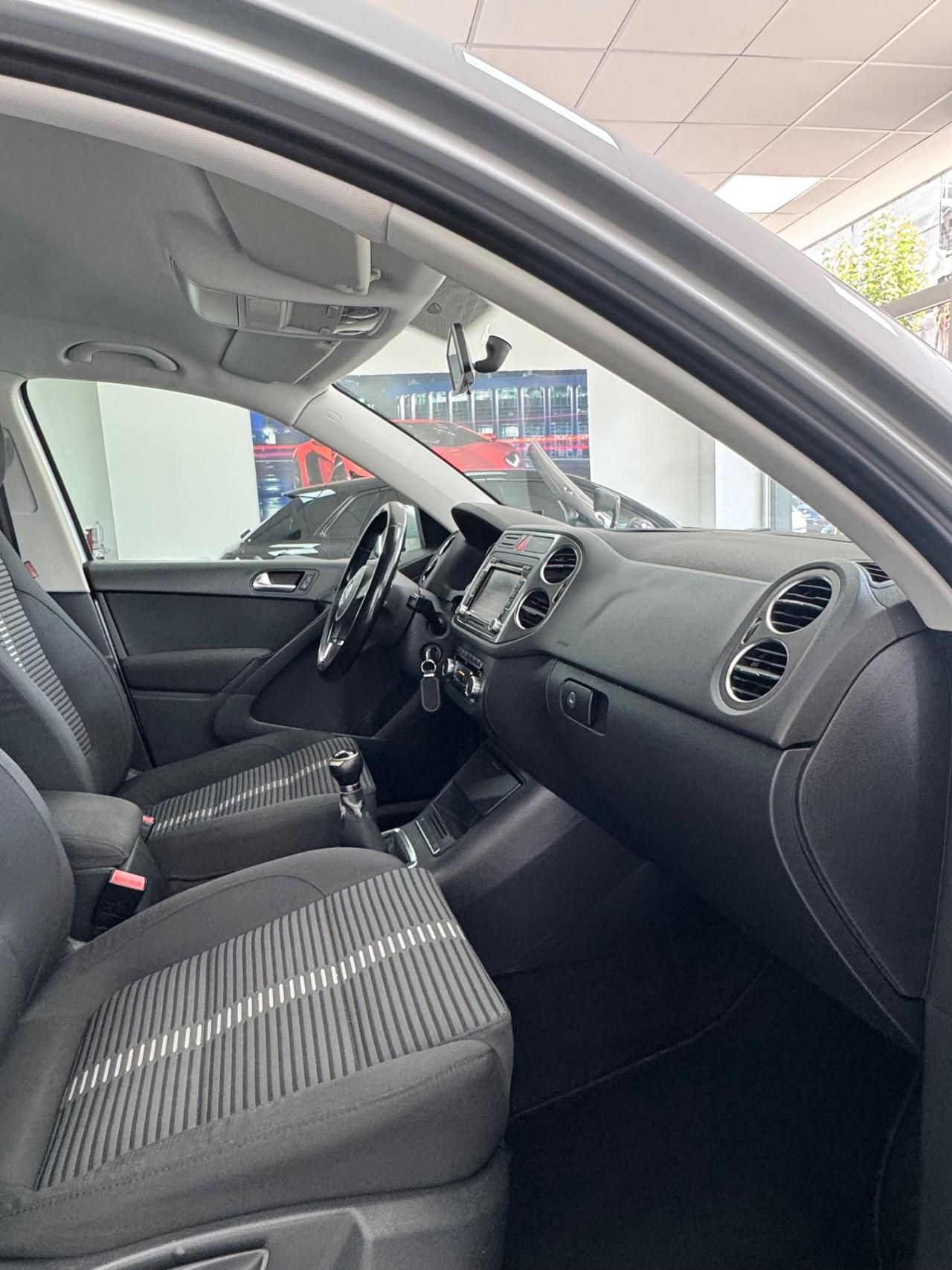 Volkswagen Tiguan 2.0 TDI DPF 4MOTION DSG Sport & Style