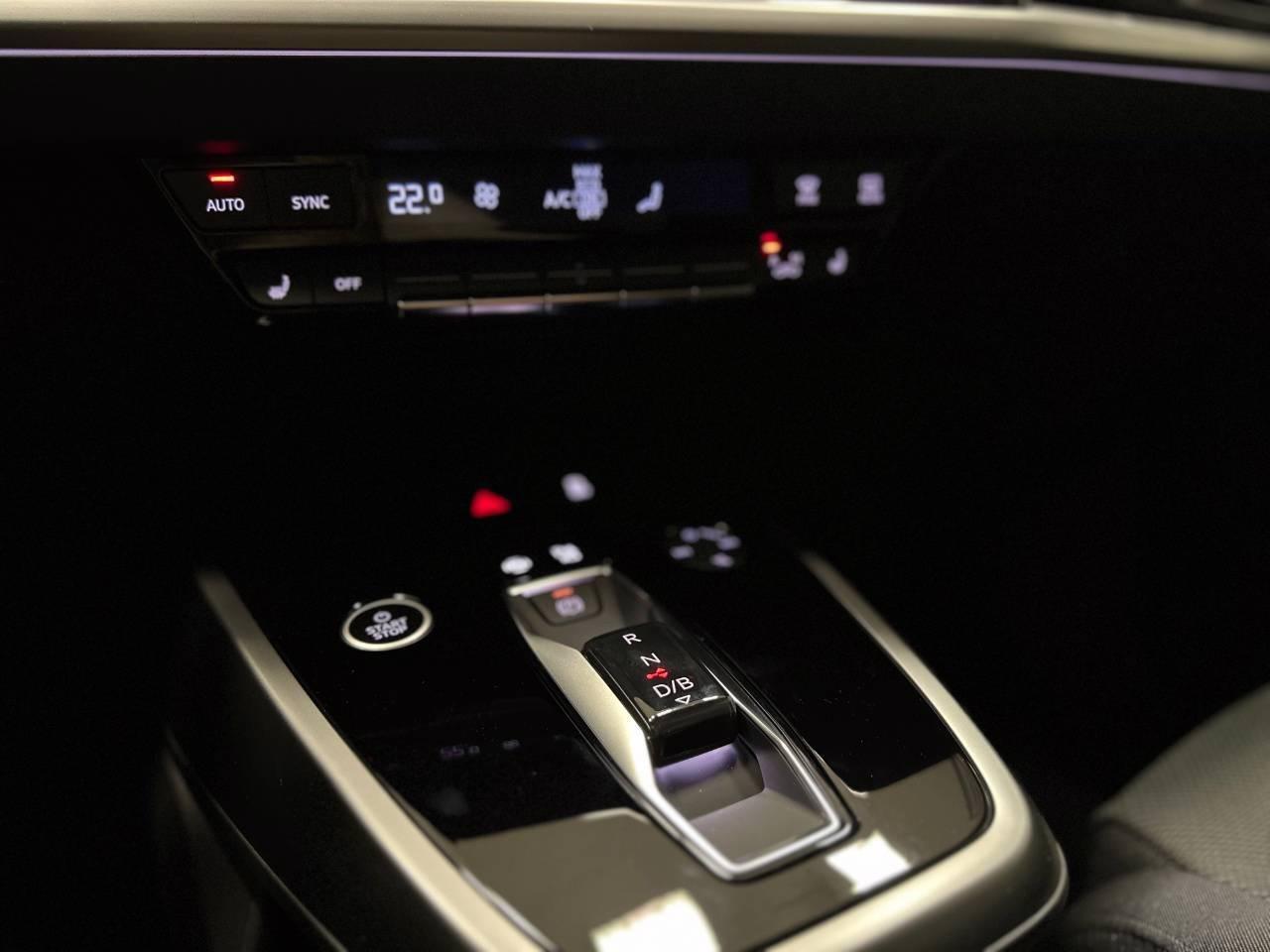 AUDI Q4 E-TRON 40 BUSINESS ADVANCED