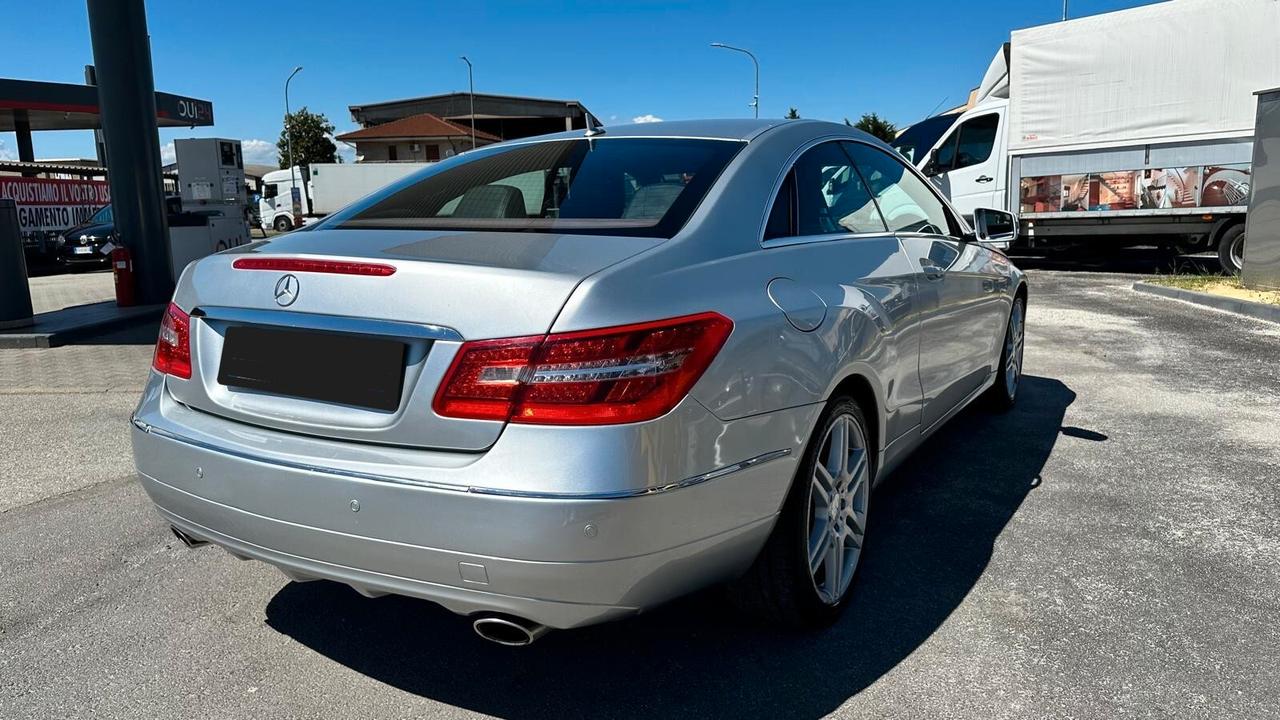 Mercedes-benz E 350 BlueTEC Avantgarde AMG/ KM CERTIFICATI