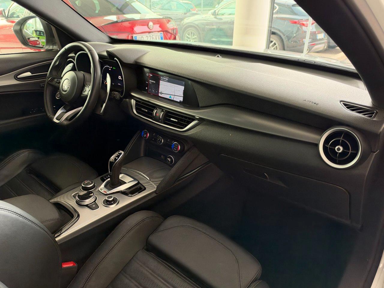 Alfa Romeo Stelvio 2.2 t Veloce AT8 Q4 210cv PREZZO REALE