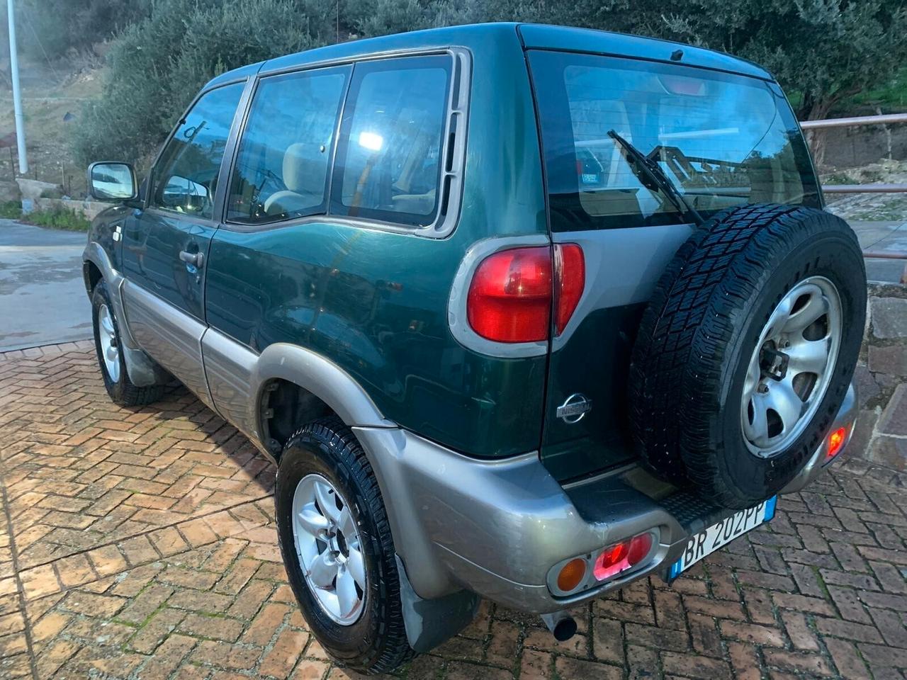 Nissan Terrano II 2.7 Tdi 3 porte Luxury CONTO VENDITA