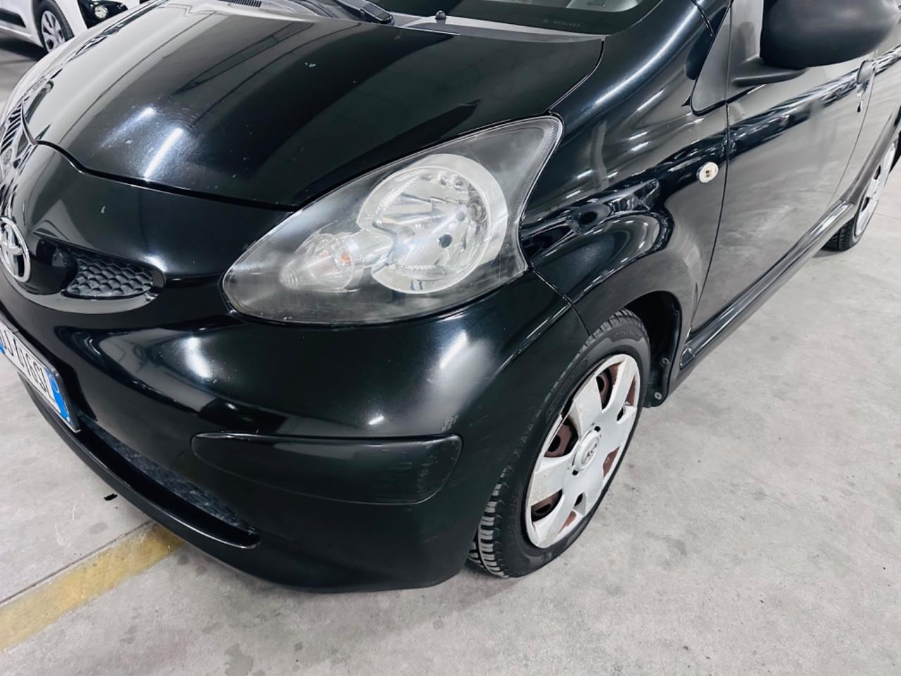 Toyota Aygo 1.0 12V VVT-i 5 porte