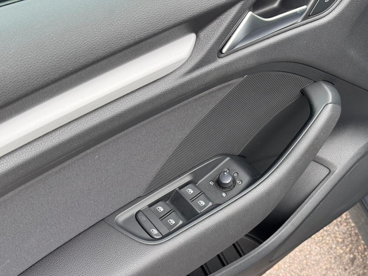 Audi A3 Sedan 30 TDI Admired