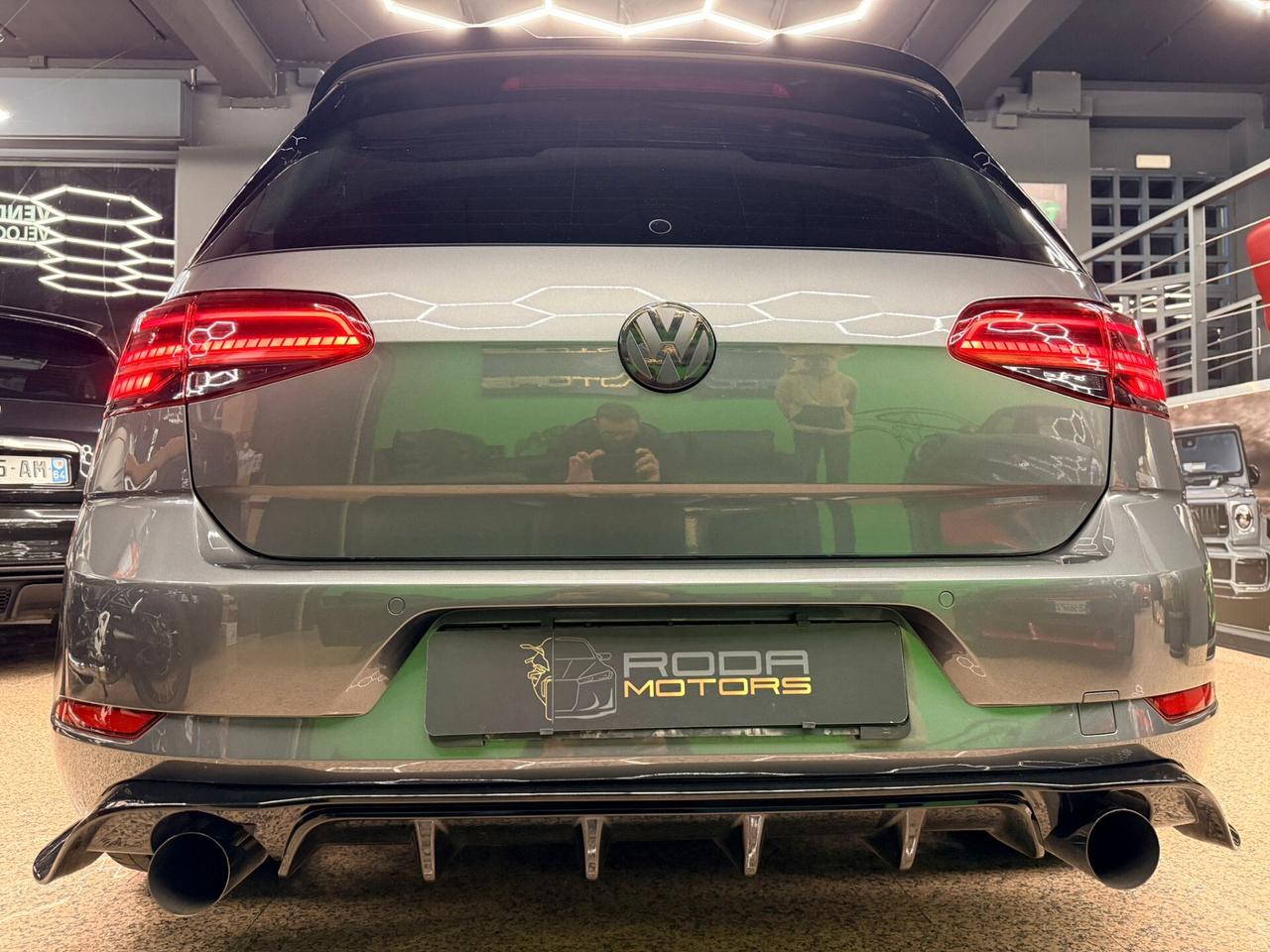 Volkswagen Golf GTI PERFORMANCE TSI 230CV DSG