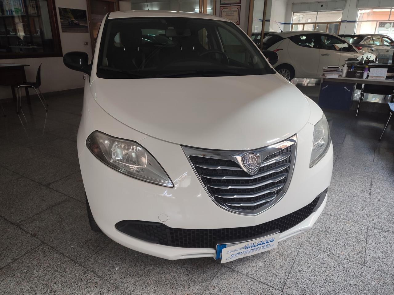 Lancia Ypsilon 1.3 MJT 16V 95 CV 5 porte S&S Silver