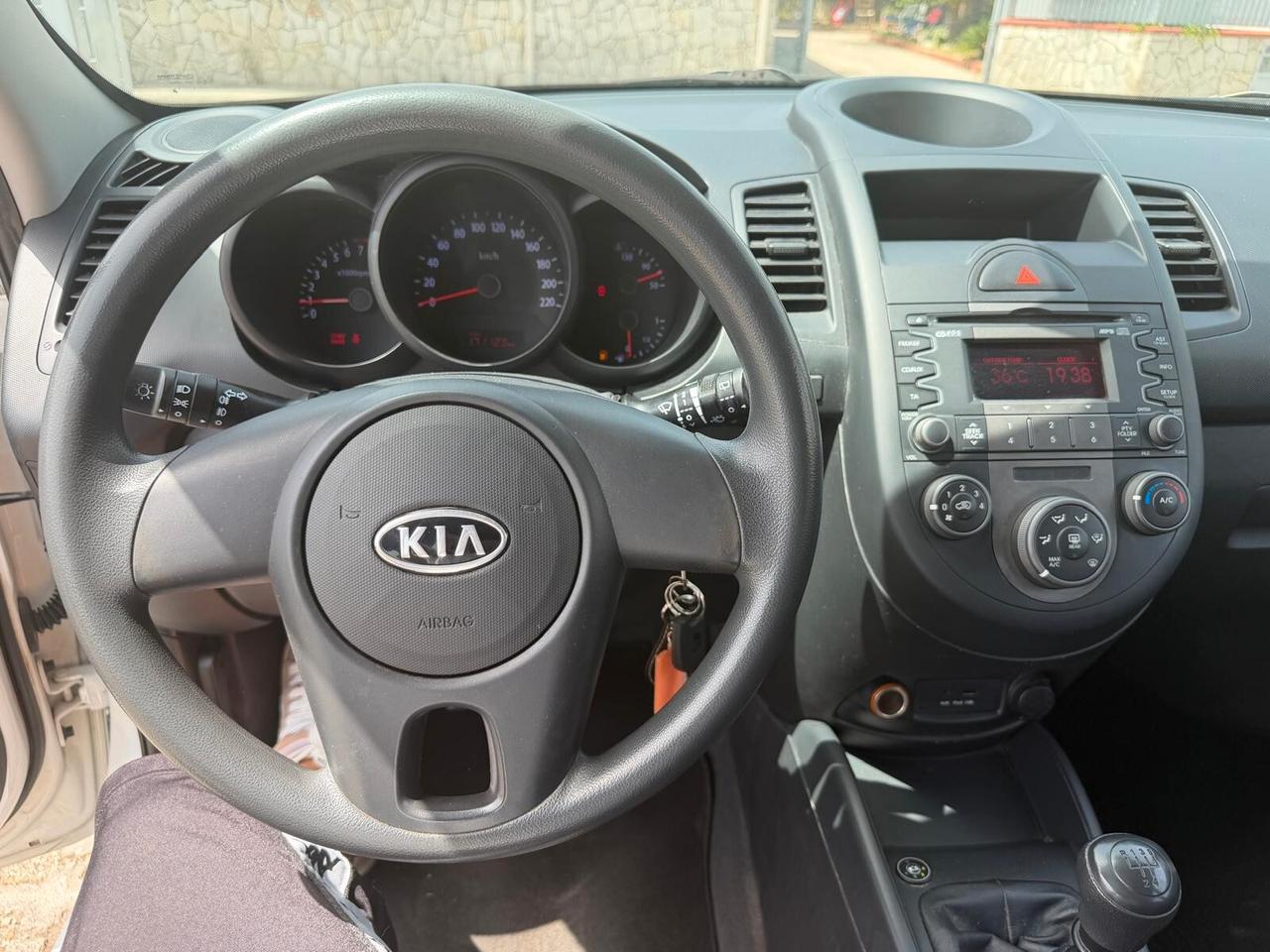 Kia Soul 1.6 CVVT Cool Bi-Fuel-05/2010