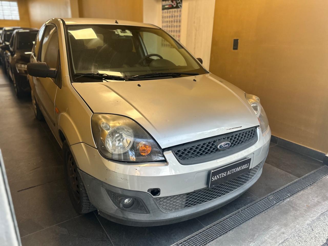 Ford Fiesta 1.2 16V 3p. Ghia