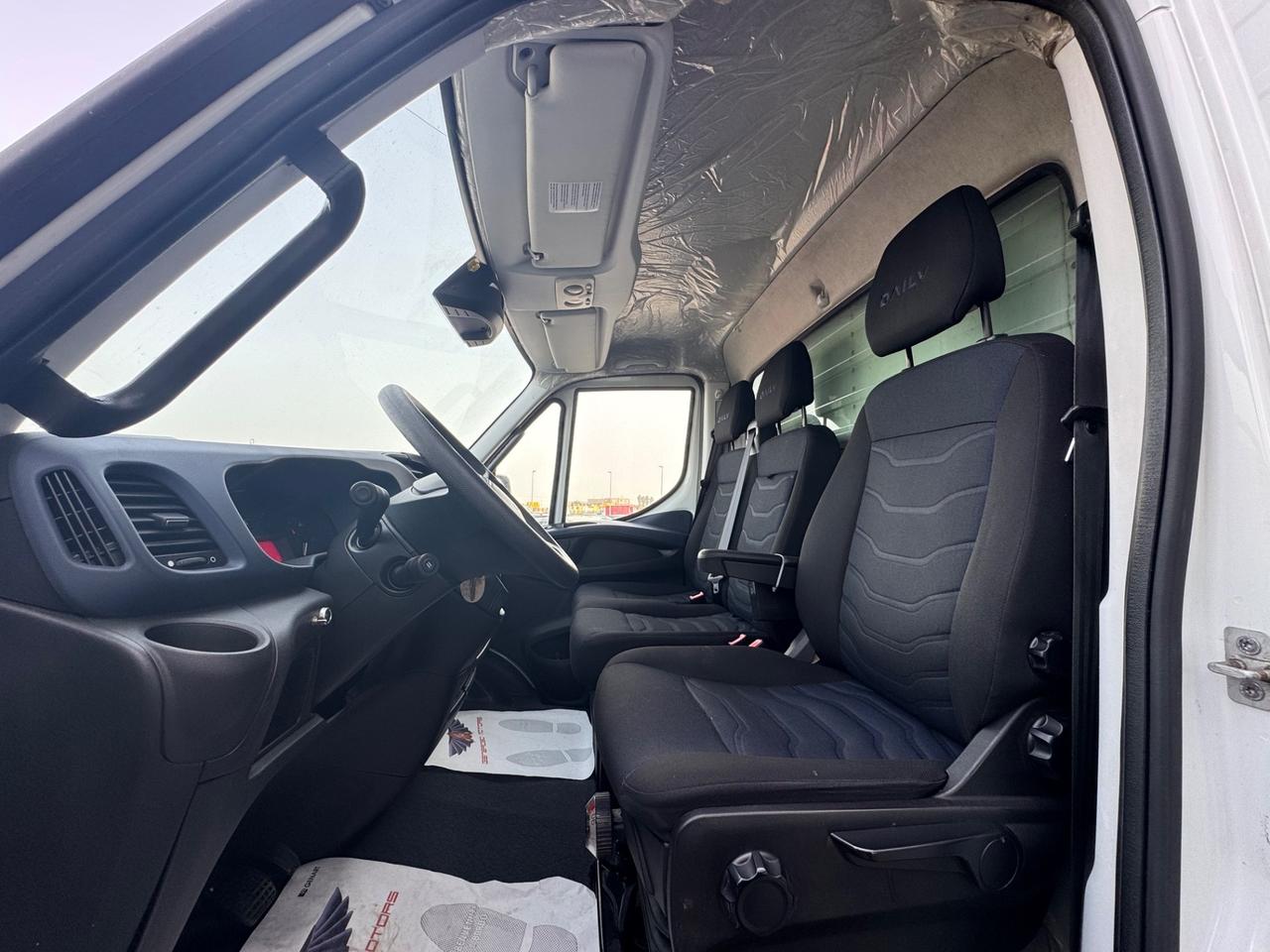 Iveco Daily 35C14N 3.0 Hi-Matic