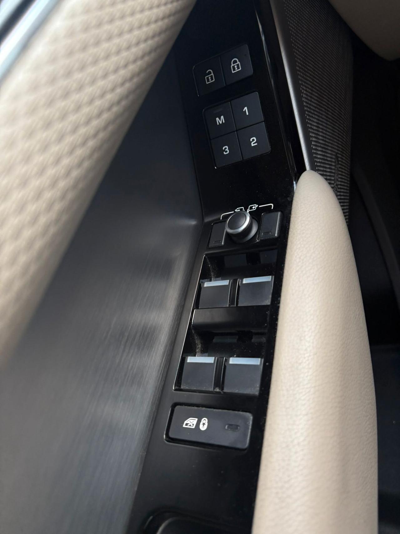 Land Rover Range Velar 2.0D I4 204 CV R-Dynamic SE