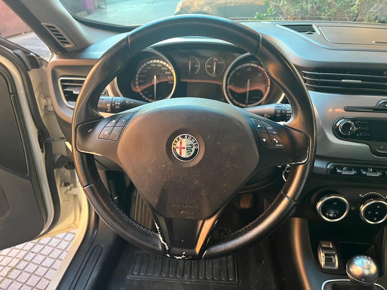 Alfa Romeo Giulietta 1.6 JTDm-2 105 CV Distinctive