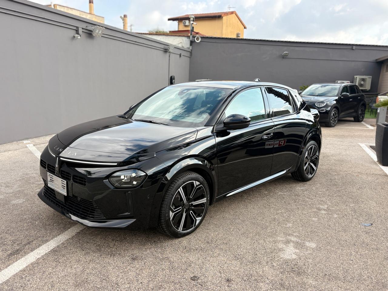 NUOVA Lancia Ypsilon Hybrid e-DCT LX AUTOMATIC