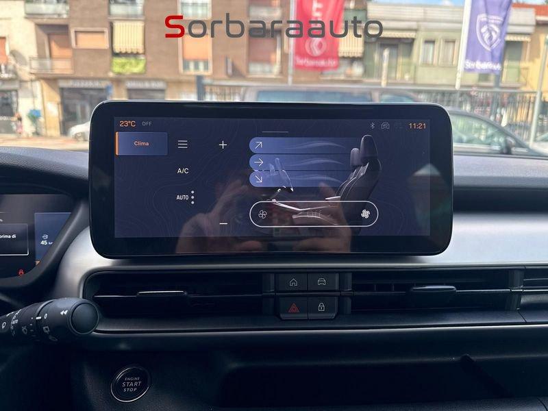 Jeep Avenger 1.2 Turbo 110 CV MHEV Summit con Tetto Apribile.