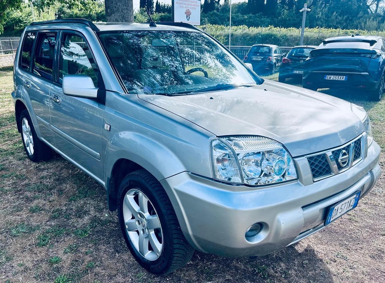 Nissan X-Trail 2.2 dCi Elegance