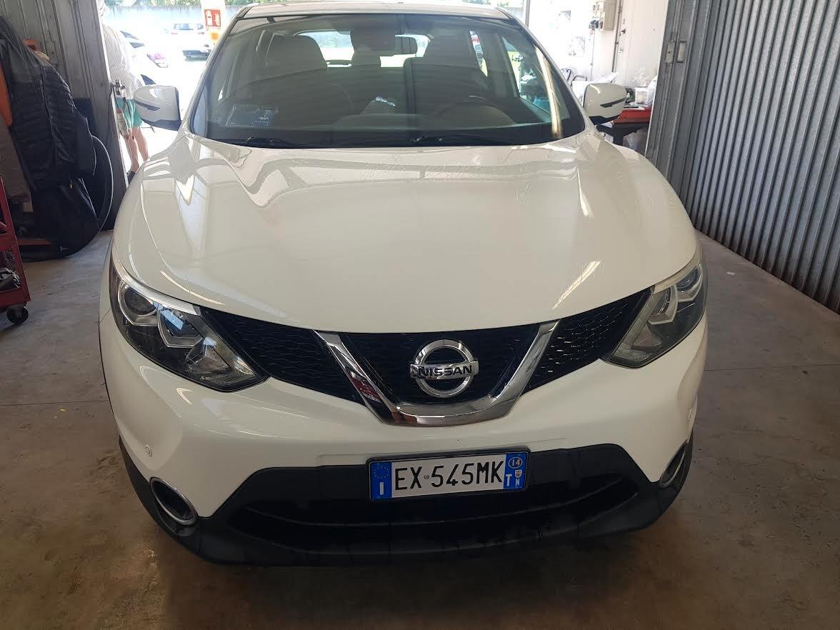 Nissan Qashqai 1.5 dCi Acenta Premium
