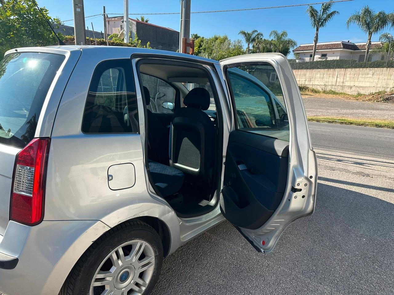 Fiat Idea 1.3 Multijet 16V 70 CV BlackEnergy