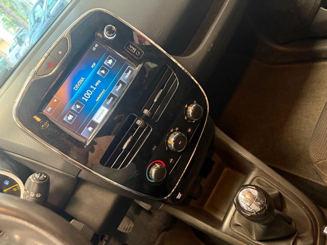 Renault Clio 1.2 75CV 5 porte Live