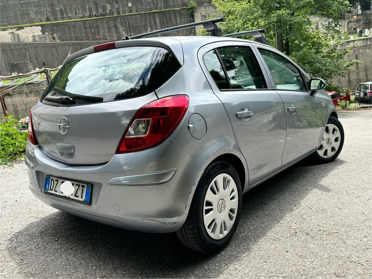 Opel Corsa 1.2 5 porte Club