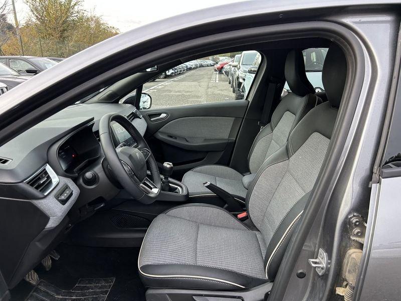 Renault Clio V 2023 1.0 tce Techno 90cv