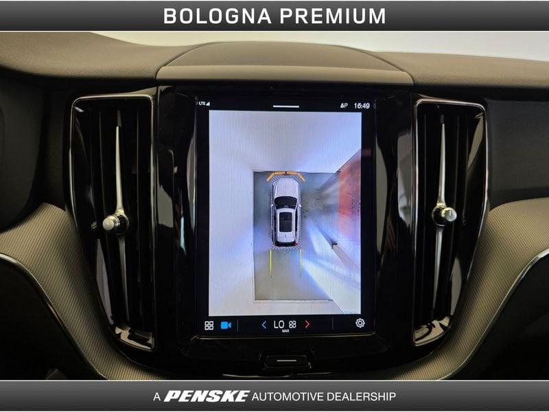 Volvo XC60 T6 Plug-in hybrid AWD automatico Plus Dark