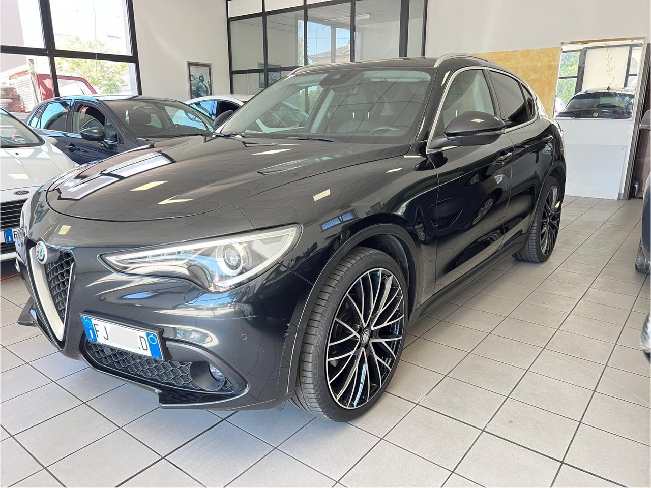 Alfa Romeo Stelvio 2.2 210 CV AT8 Q4 Executive