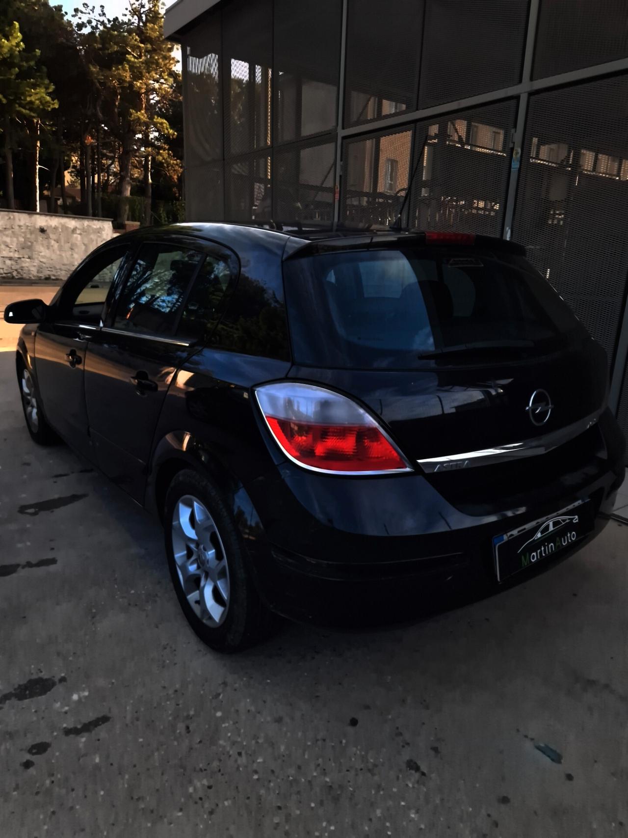 Opel Astra 1.7 Diesel 105 CV - 2005