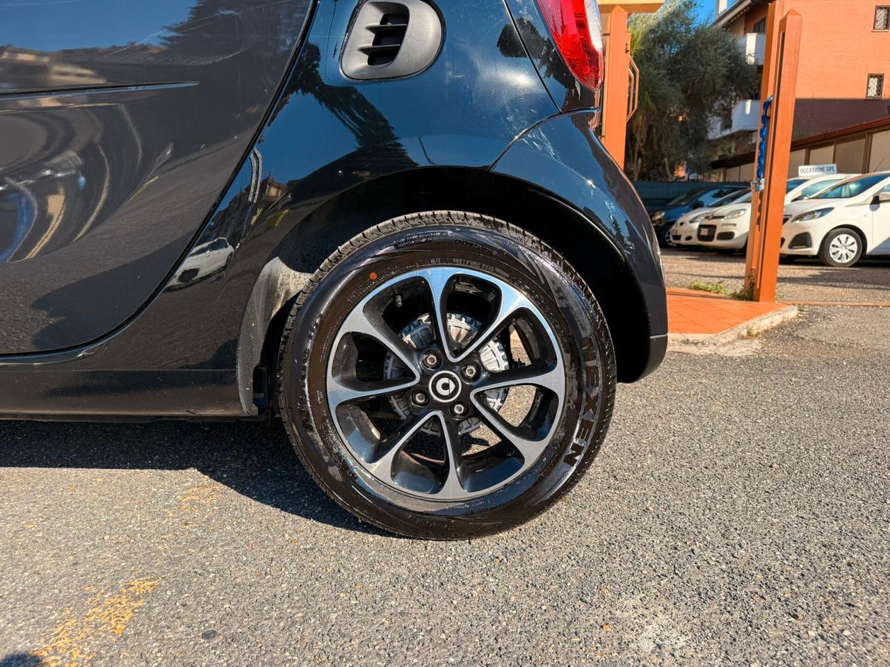 Smart ForTwo 70 1.0 Passion CarPlay