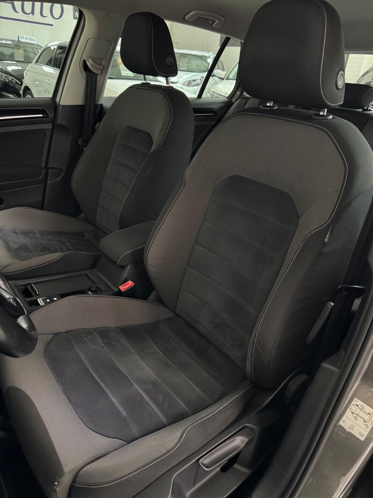 Volkswagen Golf 2.0 TDI 5p. Highline BlueMotion Technology
