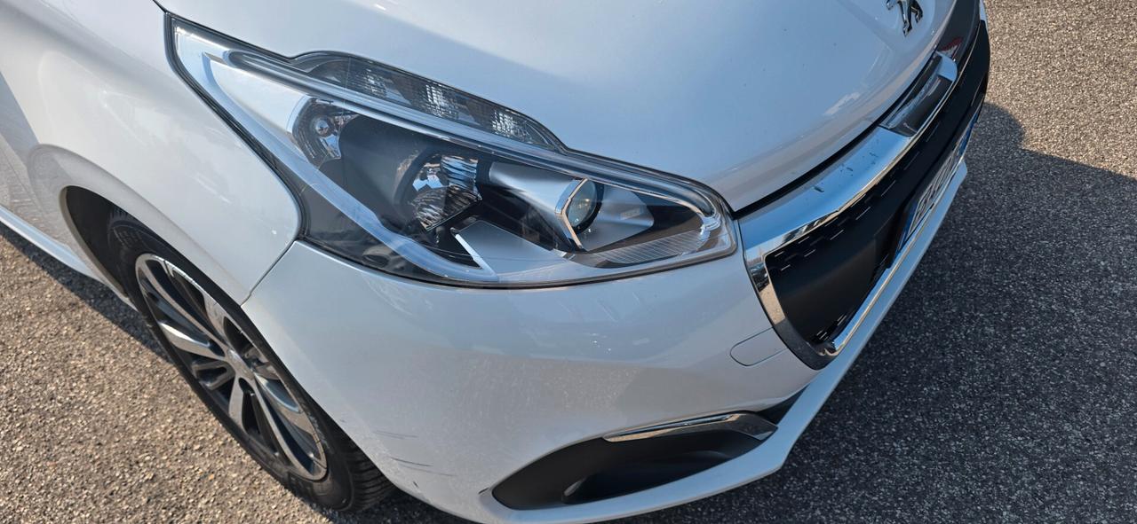 Peugeot 208 1.6 e-HDi 92 CV Stop&Start 5 porte Allure