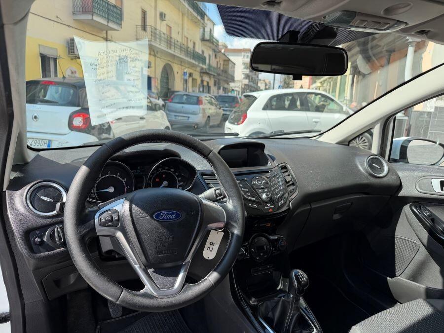 Ford fiesta 1.4 gpl serie titanium certificat nuov