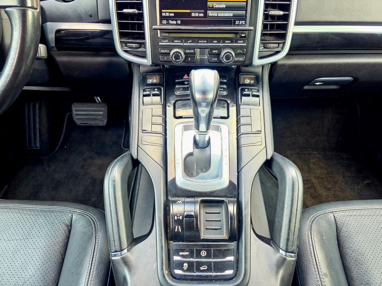 Porsche Cayenne 3.0 Diesel 2012-E5B Automatico V6