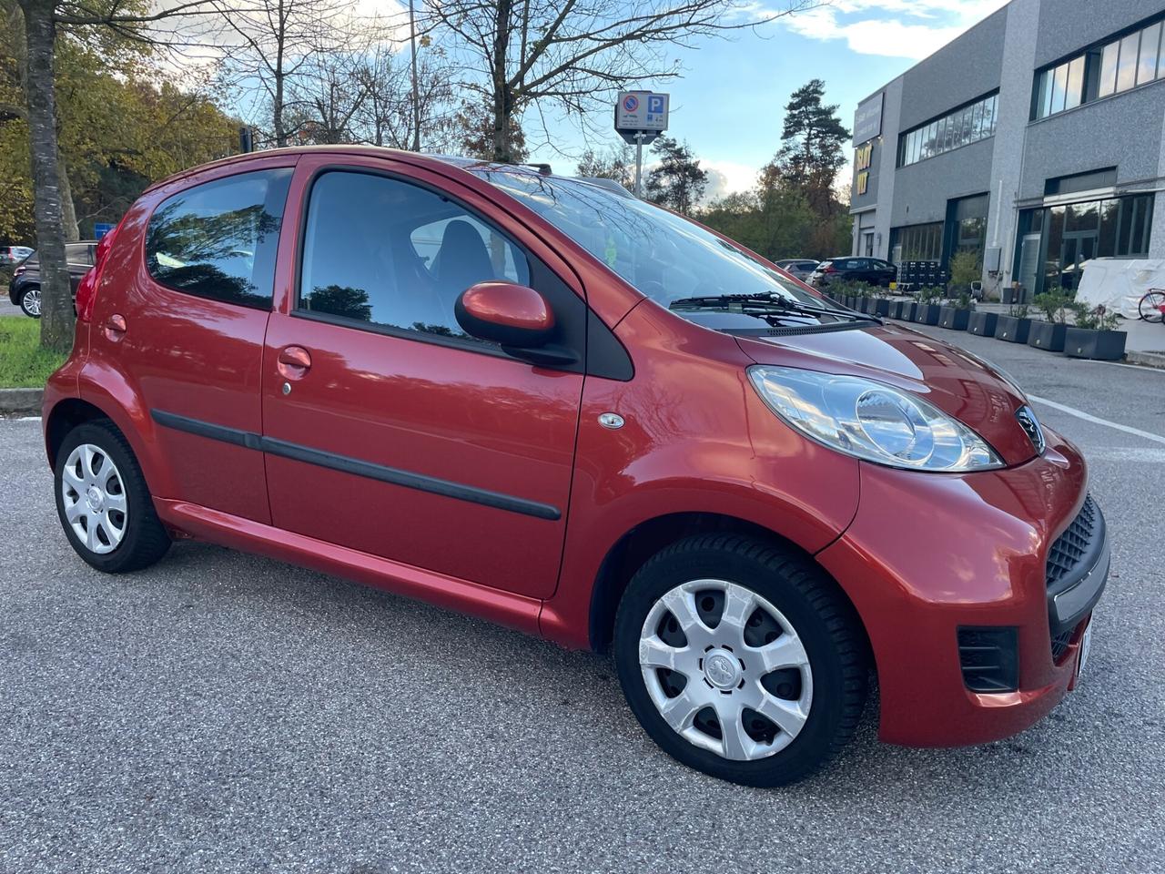 Peugeot 107 1.0 68CV 5p.*Neopatentati*Solo 58000Km*